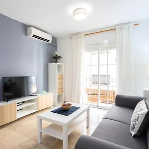 Apartment Holidays2malaga Capuchinos French Balconies, Private Parking, Wifi & Air Con, Málaga